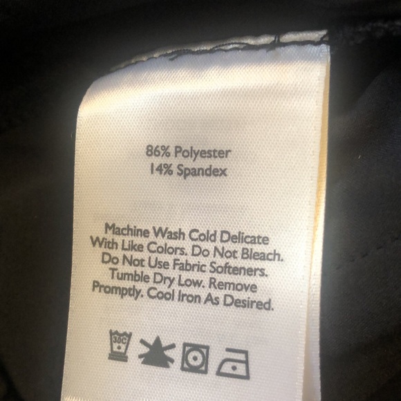 Eddie Bauer cropped pants - Picture 7 of 8